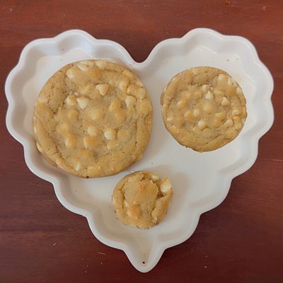 White Chocolate Luxe Sourdough Cookies- Single 3oz OR 6oz