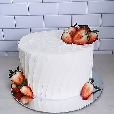 Specialty Cakes (feeds 25)