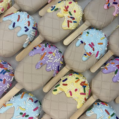 Cakesicles