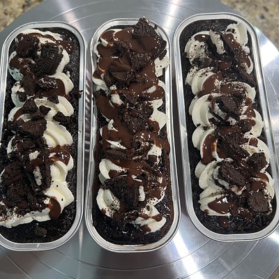 Chocolate Mini Cake Pans (3)