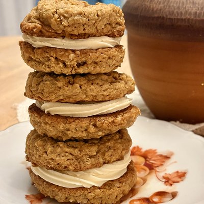 Homemade Oatmeal Cream Pies box of 2