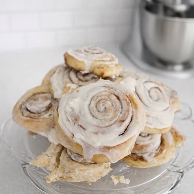 Cinnamon Rolls 