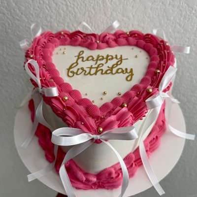 8” Heart Cake