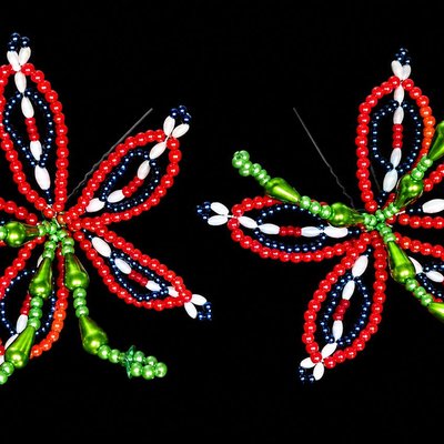 🌸 PANAMANIAN TEMBLEQUES – Green & Patriotic