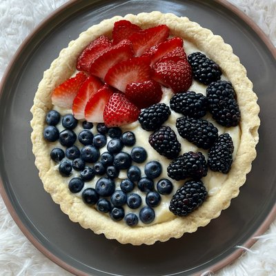 1 Medium Sized Tart 