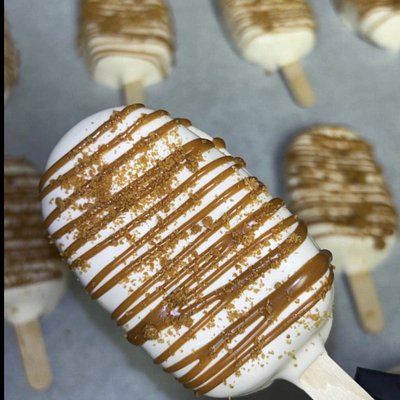 Cakesicles
