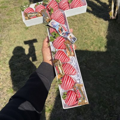 Letter Strawberry Box 