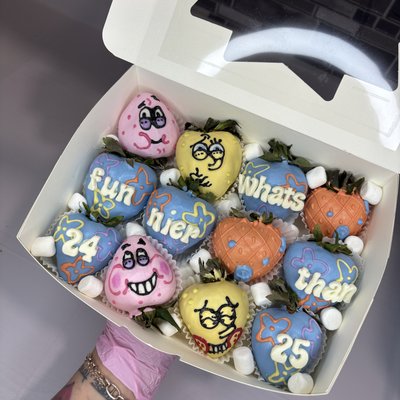 Character & Themed Chocolate Covered Strawberries 