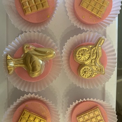 Dozen Chocolate Dipped Oreos