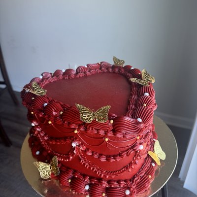10 Inch Heart Cake 