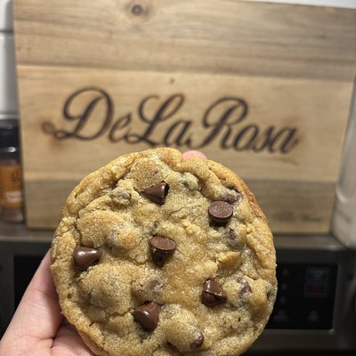 Classic Chocolate Chip Cookie