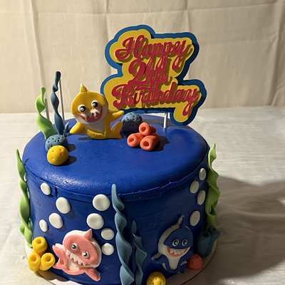 8” double layer round cake