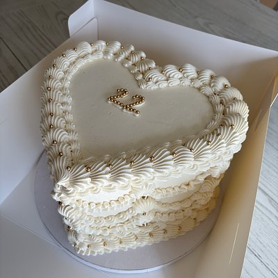 8” TALL Customizable Heart Cake 