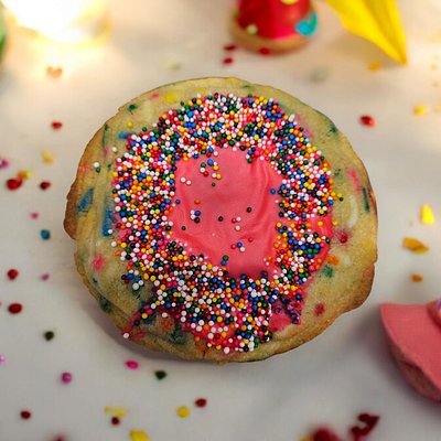 Frosted Birthday Cake (6-Pack)