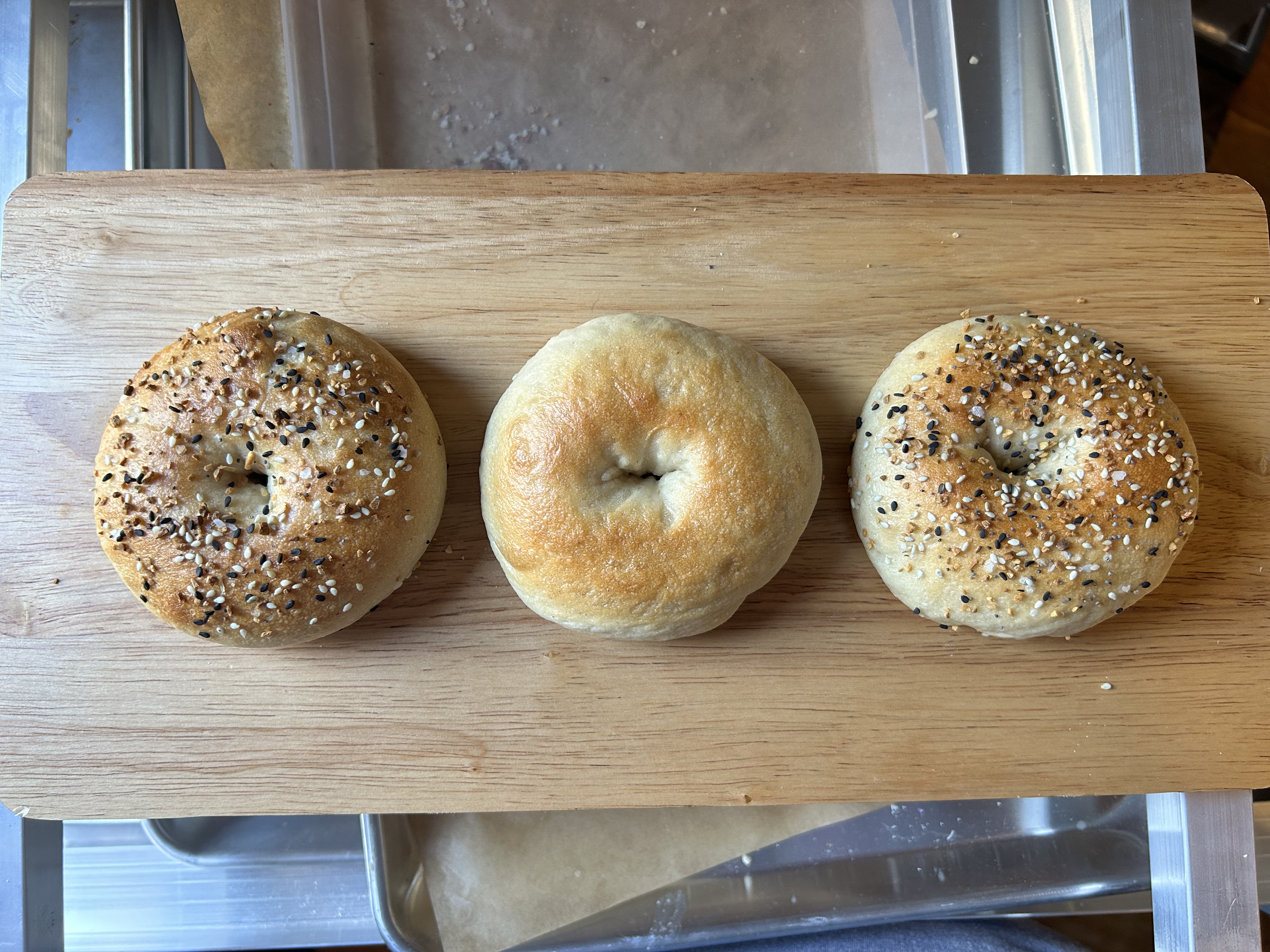 Plain Bagels (4 ct)