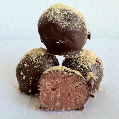 Raspberry Cheesecake Truffles 
