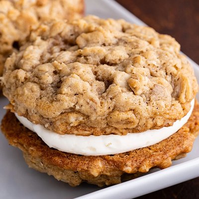 Oatmeal Cream Pies