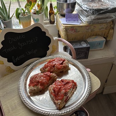 4 Count Scone Box