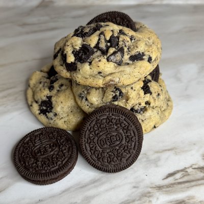 Cookie N Cream Cookie