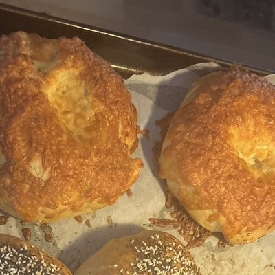 Granville White Cheddar Bagel