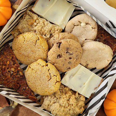 *Thanksgiving Box (Vegan)