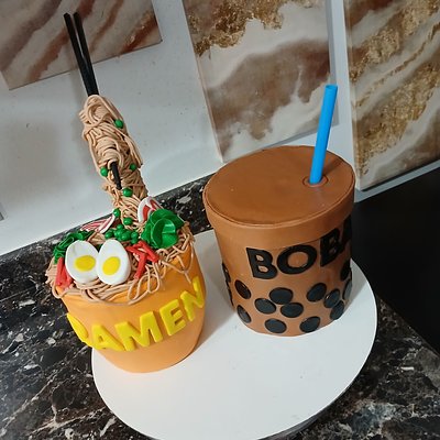 Ramen & Boba Cake