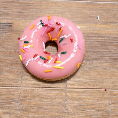 Strawberry cake donut w/ White chocolate ganache