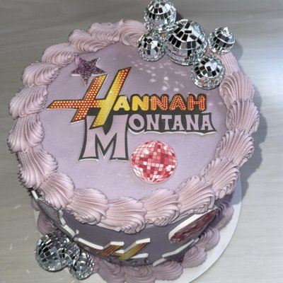 Custom 8 In 3 Layer Cake 
