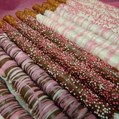Chocolate Covered Pretzel Rods 