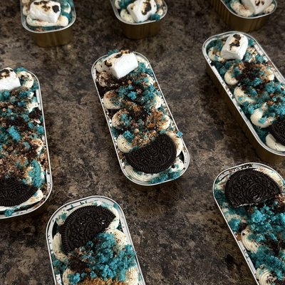 Blue cookie monster mini cake