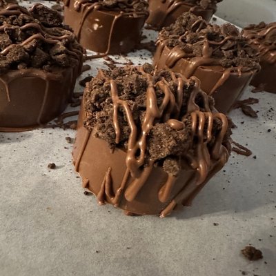 Thin Mint Cake Pucks - Milk Chocolate 
