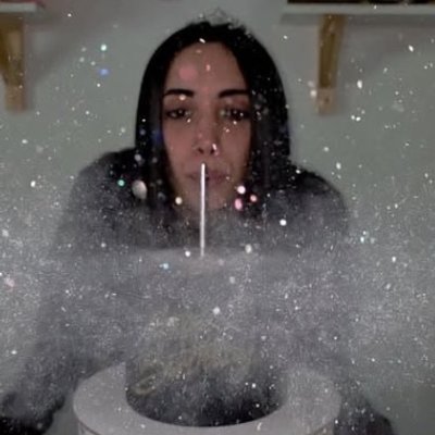 Glitter Blow 