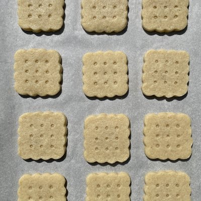 Almond Shortbread 
