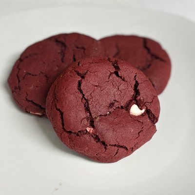 Dozen: Red Velvet