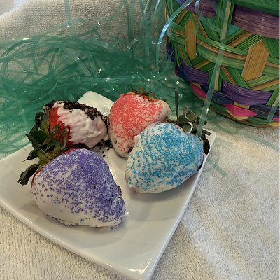Chocolate Covered Strawberries Dozen