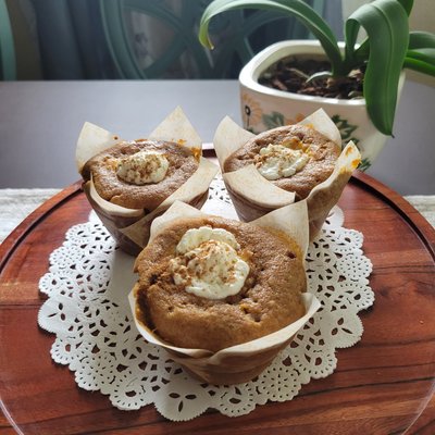 Pumpkin Muffins With Cream cheese Filling (6 Minimum)