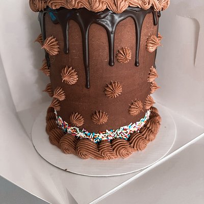 Custom 6” Cake 