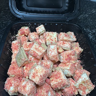 Strawberry Crunch cheesecake Bites 
