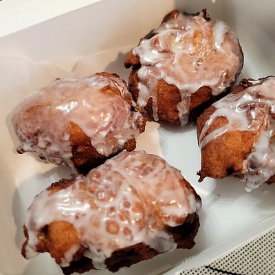 Apple Fritters 