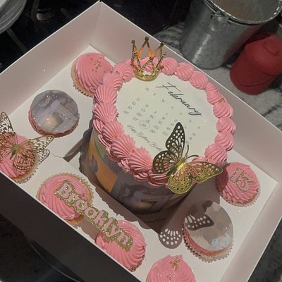 The Signature Celebration Box