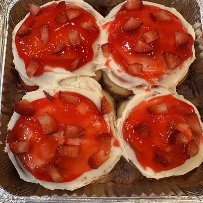 Strawberry Shortcake Cinnamon Rolls (4-pack)
