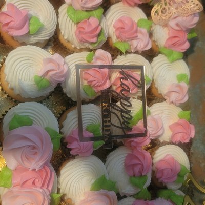 Cupcakes (Dozen)