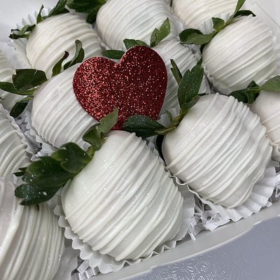 Chocolate Covered Strawberries ( Dozen)