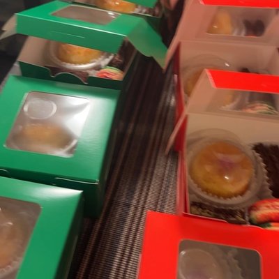🎄Christmas🎄 CUSTOM TREAT BOX