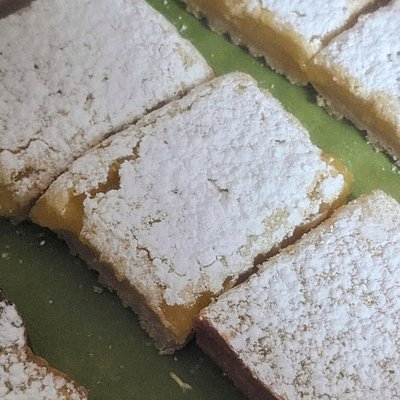 Lemon Bars (12 Slices)