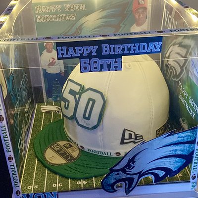 3D Cap Cake W/ Lighted Keepsake Box