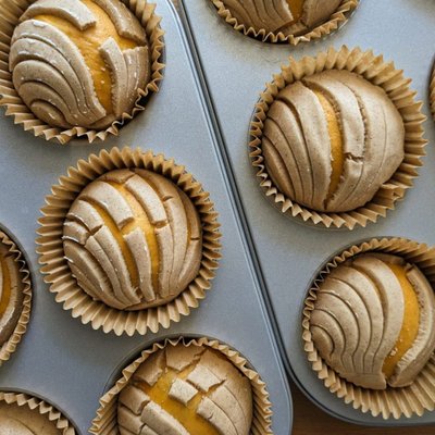 Concha Cupcakes 
