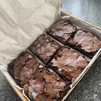 Fudgy Brownies (Box of 6)