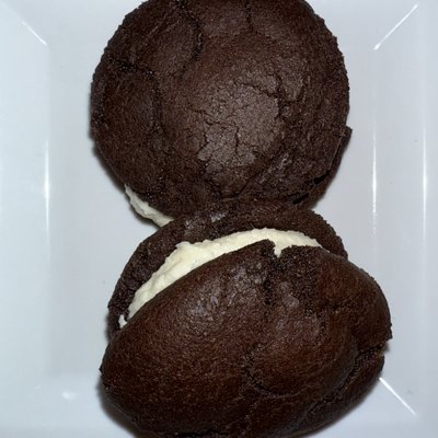 Dutch Cocoa Cream Cookie