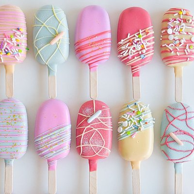 Birthday Cakesicles 
